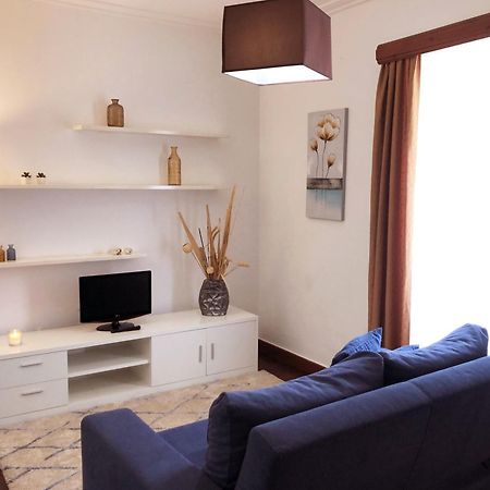 Pdl Central Apartments - Three Ponta Delgada 외부 사진