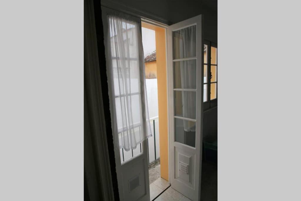 Pdl Central Apartments - Three Ponta Delgada 외부 사진